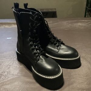 Urban Outfitters ladies 10 black